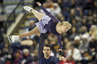 クリス・クニエリムが負傷とうつ病で引退、ペア組む妻は現役続行