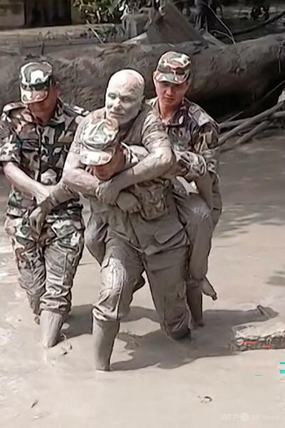 ネパール・チベット洪水で160人死亡、数百人が安否不明 救助活動続く