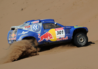 サインツが大会6度目のステージ優勝、ダカールラリー