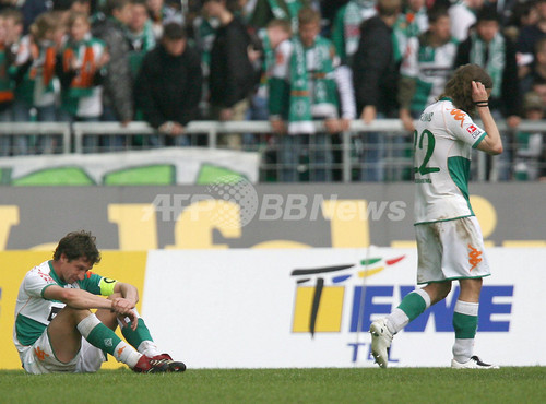 サッカー ブンデスリーガ ブレーメン フランクフルトに敗れ逆転優勝の可能性が消滅 ドイツ 写真5枚 ファッション ニュースならmode Press Powered By Afpbb News