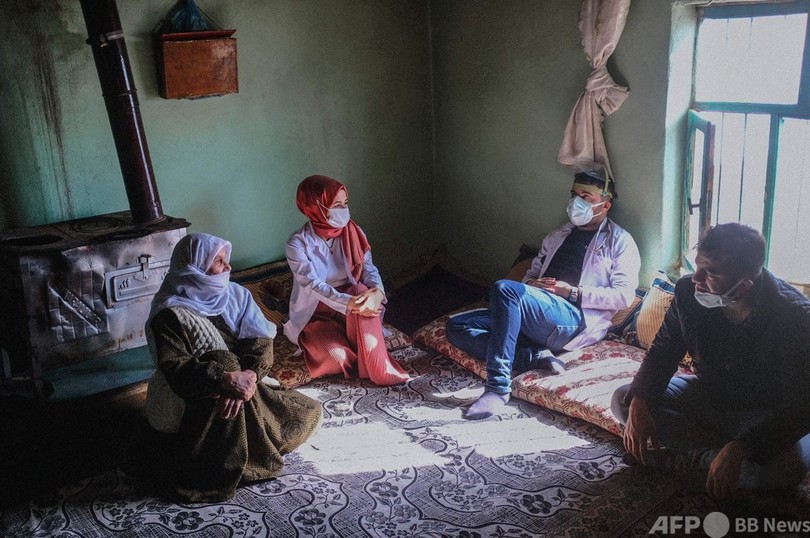 雪山とワクチン恐怖…トルコの医師に立ちはだかる壁