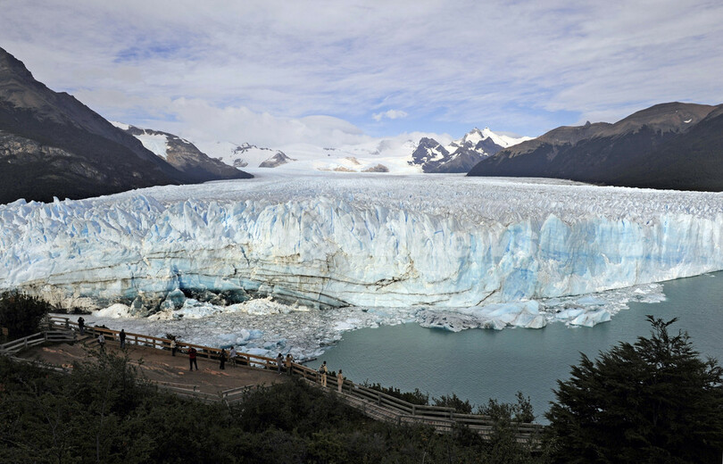 ペリト モレノ氷河が初めて冬に崩落 温暖化の影響か 写真7枚 国際ニュース Afpbb News