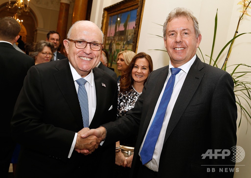 トランプ氏の怒り買った前駐米英国大使、叙爵し上院議員に 写真1枚 国際ニュース：AFPBB News