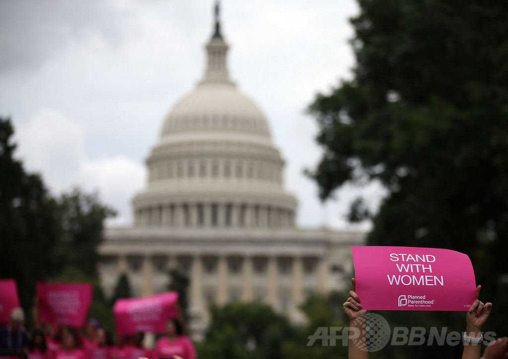 「妊娠女性の生命維持装置外して」米テキサス州で署名