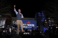 米バージニア州ブラックスバーグで演説する知事選の共和党候補グレン・ヤンキン氏（2021年10月27日撮影）。(c)Anna Moneymaker / GETTY IMAGES NORTH AMERICA / Getty Images via AFP