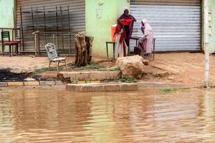 スーダン・ダルフールで地滑り、1000人以上死亡