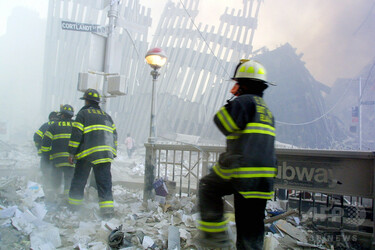 米9.11テロで活動の元消防隊員、3人が同じ日にがんで死去 写真1枚 国際