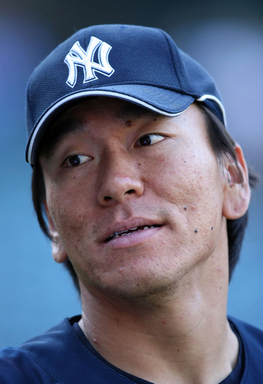 松井秀喜 エンゼルス戦で3安打の活躍 写真4枚 ファッション ニュース