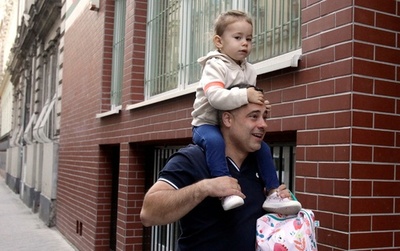 少子化対策「ハンガリーモデル」、格差拡大の批判も