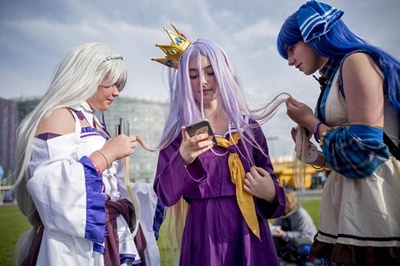 英ロンドンで「コミコン」、コスプレーヤー大集合