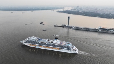 中国大型クルーズ船「愛達・魔都号」神戸、大阪、高知訪問予定