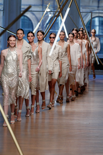 ＜14年春夏NYコレクション＞ジェイソン ウー