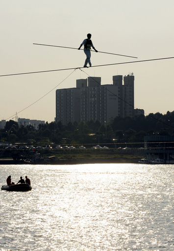 漢江の綱渡り世界大会、ソウル