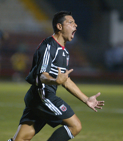 ＜サッカー 2007年北中米・カリブ海チャンピオンズカップ＞D.C.ユナイテッド 4点を奪いCDオリンピアに先勝 - ホンジュラス