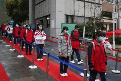 中3と高3の授業再開、感染対策の好転受け 中国・貴州省