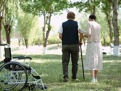 中国初 長期介護師資格の共同試験を9省市で実施