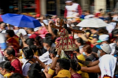 「ブラックナザレ祭」 3年ぶり開催 フィリピン