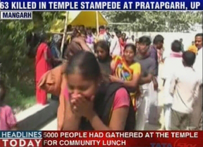 ヒンズー教寺院に信者が殺到、女性と子ども63人死亡 インド