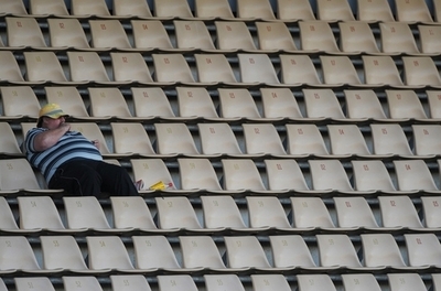 肥満男性は精子の数が少ない、欧州研究