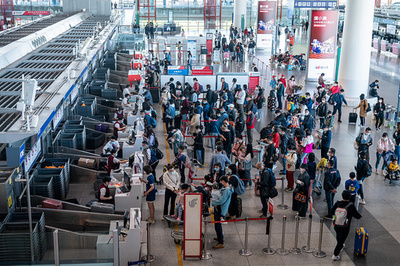 中国のメーデー連休、航空券予約が急増 日本への観光客も増加