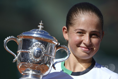 国際ニュース：AFPBB News【写真特集】全仏オープンテニス、女子シングルス歴代優勝選手 2000年以降