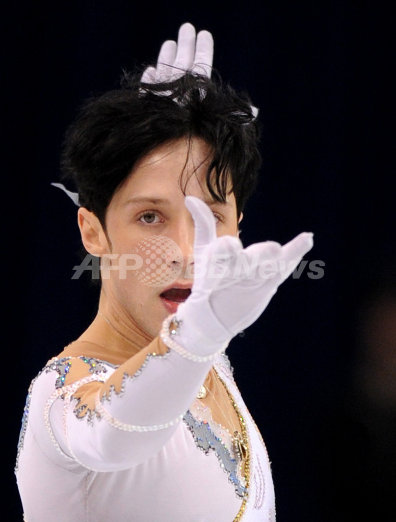 高橋が男子フィギュア初メダルの銅 優勝はライサチェク、バンクーバー冬季五輪