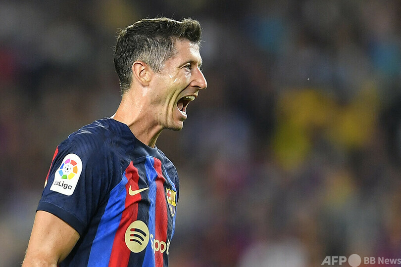 レワンドフスキ、サイン中に強盗被害 盗まれた腕時計は無事返還