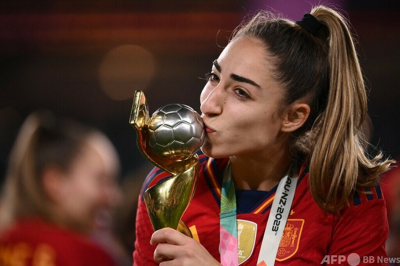 スペインのV立役者が父追悼、決勝前に死去 サッカー女子W杯