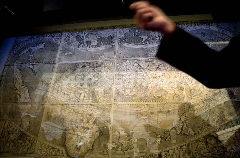 「アメリカ」の名を初めて記した地図、米国議会図書館に展示