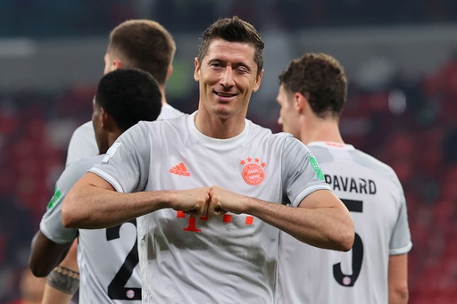 バイエルンミュンヘン シュバインシュタイガー クラブW杯チャンピオンパッチ付き バイエルンミュンヘン シュバインシュタイガー クラブW杯チャンピオンパッチ付き