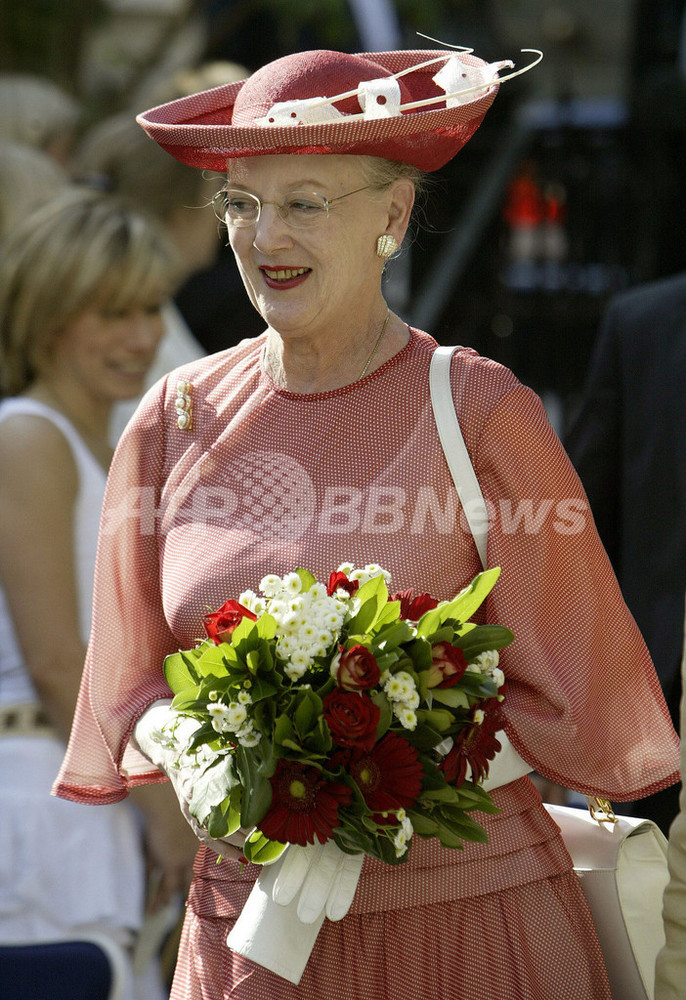 デンマーク女王が公式訪問 ギリシャ 写真3枚 国際ニュース：AFPBB News