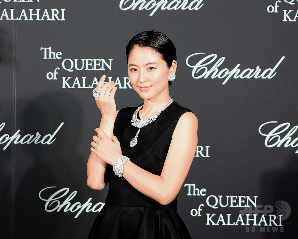 長澤まさみが計264カラットのダイヤを着用、「ショパール ...