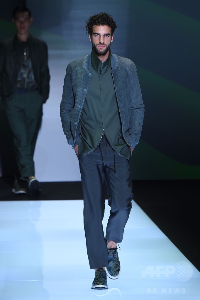 「エンポリオ アルマーニ」17年春夏メンズ