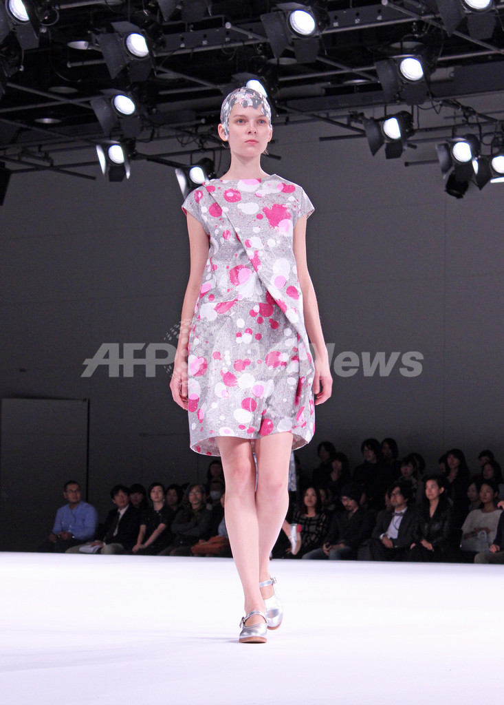 洋服にはない質感をテキスタイルで表現、「ミントデザインズ」新作発表