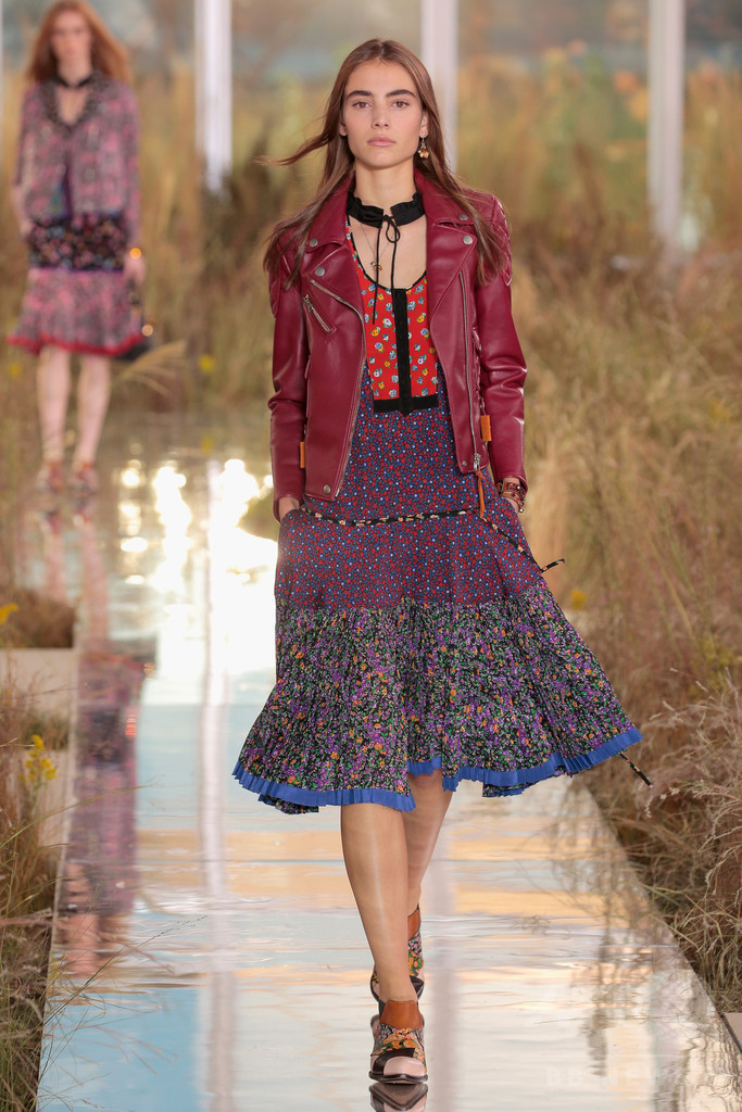 「コーチ」16年春夏コレクション