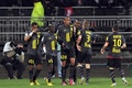 12-13フランス・リーグ1は10日、第24節の試合が各地で行われ、オリンピック・リヨン（Olympique Lyon）は1-3でリール（Lille OSC）に敗れた。

前半終了間際にチーム2得点目を挙げて喜ぶリールのフローラン・バルモン（Florent Balmont、2013年2月10日撮影）。(c)AFP/PHILIPPE MERLE