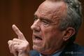 ロバート・F・ケネディ・ジュニア米厚生長官（2025年5月14日撮影）。(c)Jim WATSON/AFP