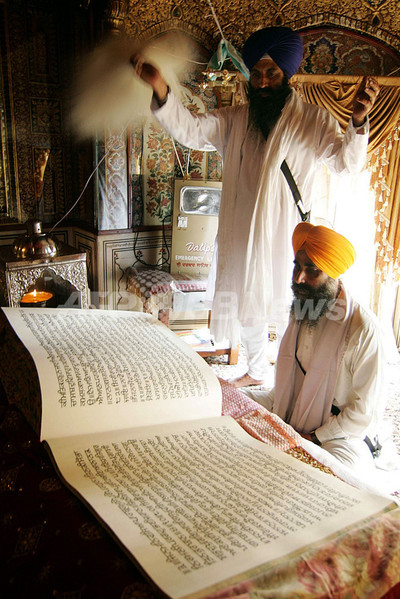 シーク教総本山で第4代グルの生誕祭 写真6枚 国際ニュース：AFPBB News