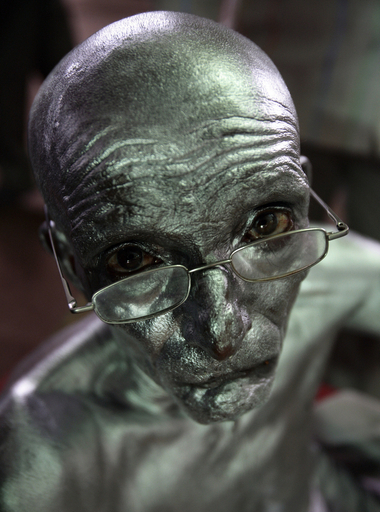 インドのジャナタ・ダル党、総選挙に向け集会 ガンジー姿の党員も参加