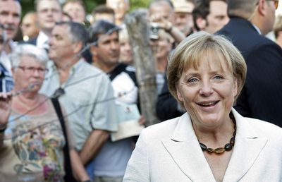 壁崩壊導いた「ピクニック事件」から20年、舞台の街で記念式典