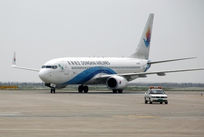 機長の妻を操縦室に乗せたまま飛行、搭乗券は未購入 中国・東海航空