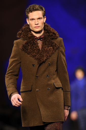 ＜11/12年秋冬ミラノ・メンズコレクション＞エトロ