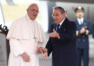 ローマ法王が米・キューバ歴訪開始、関係改善促す