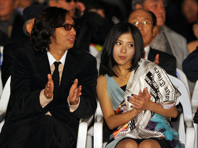 釜山国際映画祭の閉幕式に吉高由里子ら出席