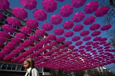 乳がんリスク高い女性に予防薬の投与を、英国立研究所が新指針