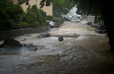 ドイツ西部で洪水 19人死亡 50人不明