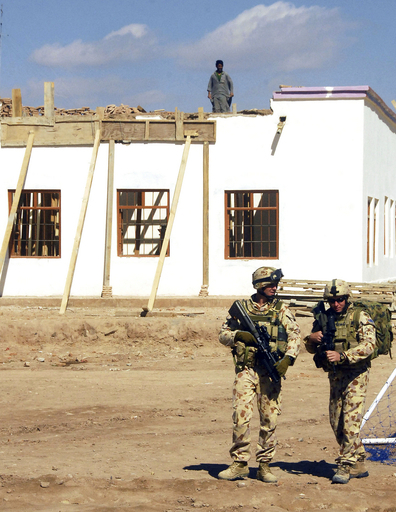 タリバン勢力の襲撃により、警官8人が死亡 - アフガニスタン