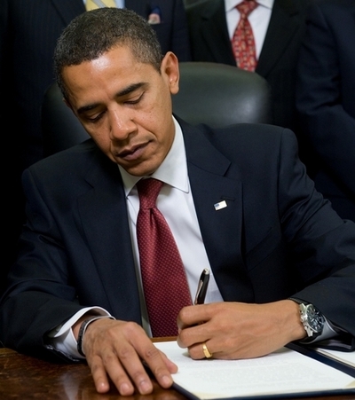 「左利き」はなぜ淘汰されなかったか？仏研究