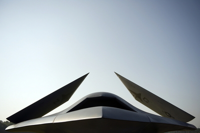 高性能ロボット兵器で「戦争」が変わる、問題も山積