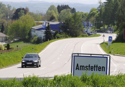 オーストリアの監禁事件、地元当局が被害者らに改名を提案